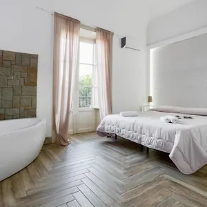 ** Frühstückspension Calypso Il Binario Elegance Italien